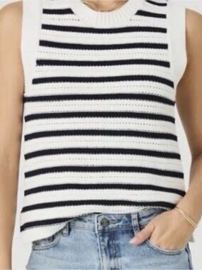 French Connection Women’s Navy and White striped Knit sweater in a Size Small